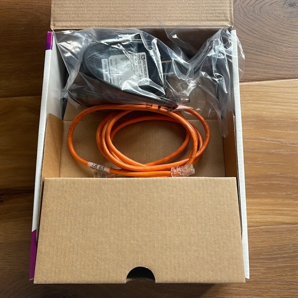 NETGEAR AC1200 Smart WiFi Router - Picture 6 of 6